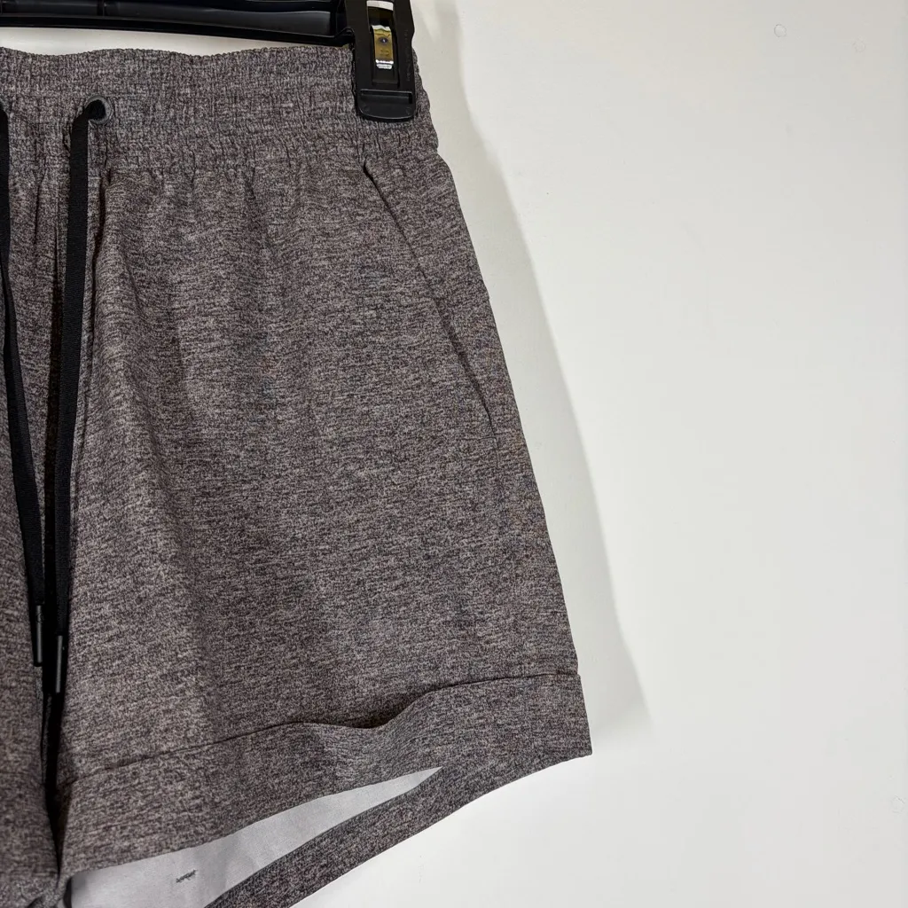 Lululemon Spring Break Away Short 4 Way Stretch 3” Size 4 - Image 5