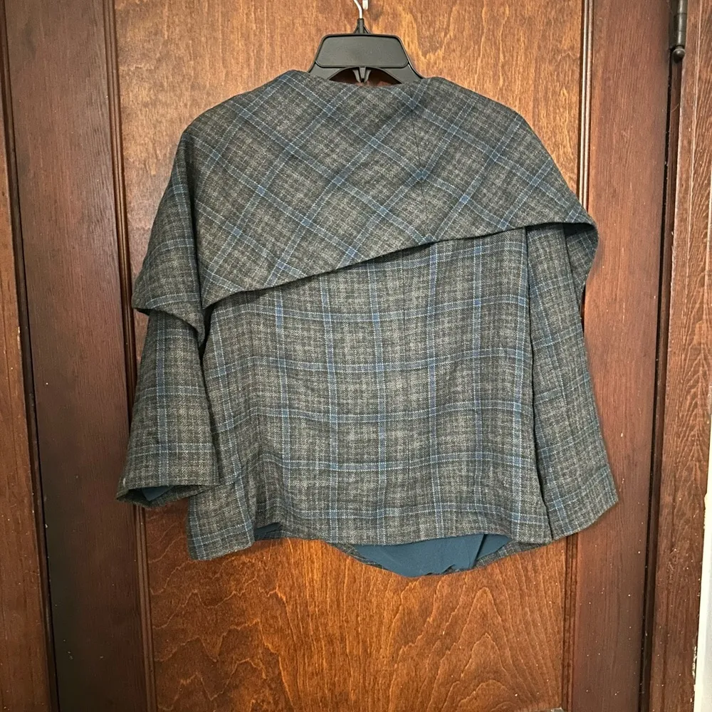 CAbi #916 Court Plaid Single Button Jacket Size 14 - Image 3