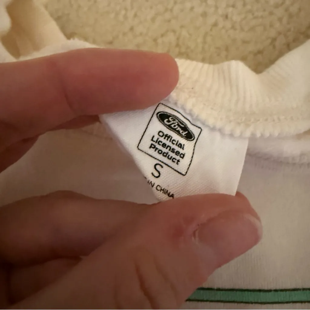 Ford Bronco Girl Pink and White Cropped Sweater. Ford Licensed Product - Image 4