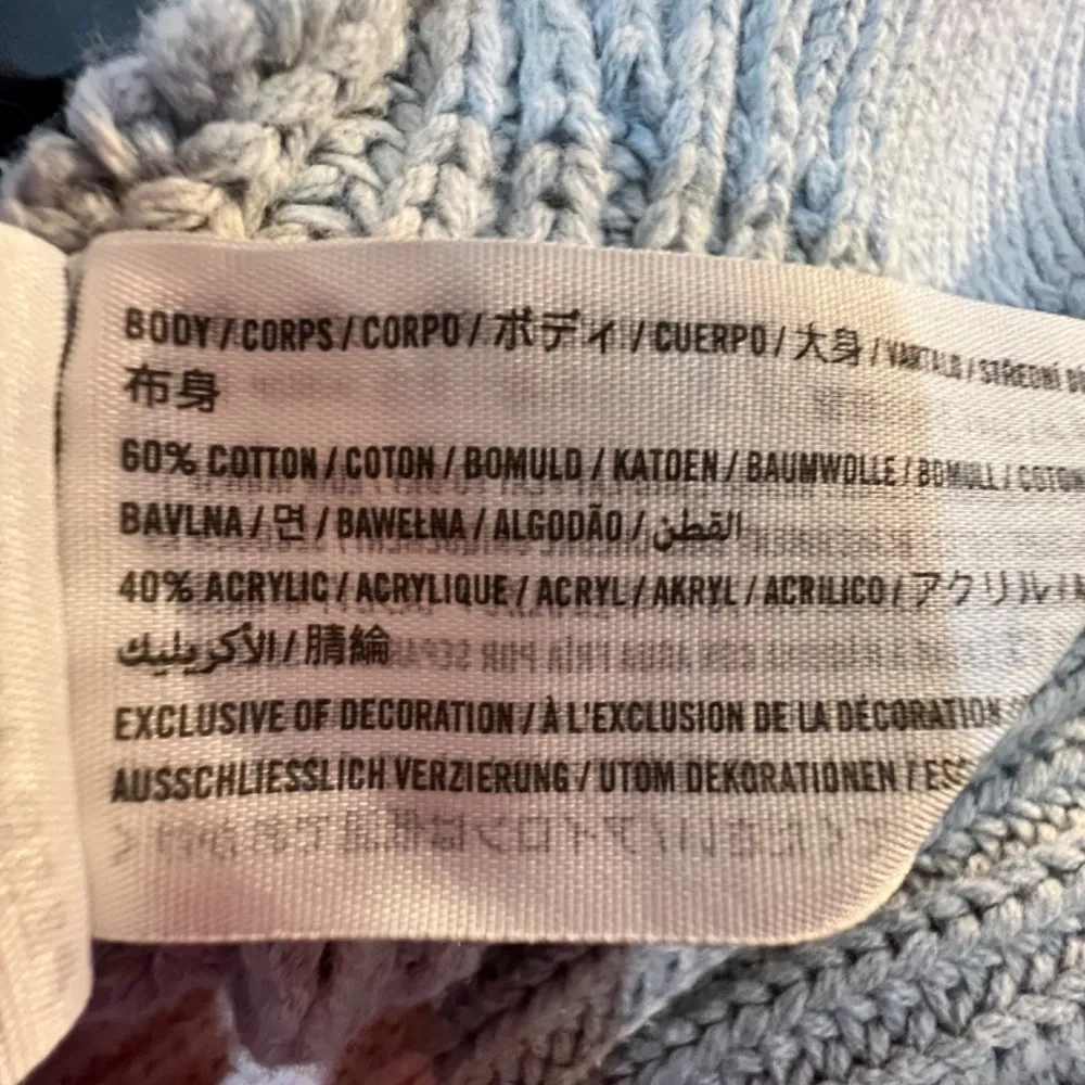 Abercrombie & Fitch Turtle Neck Sweater Size Medium - Image 7