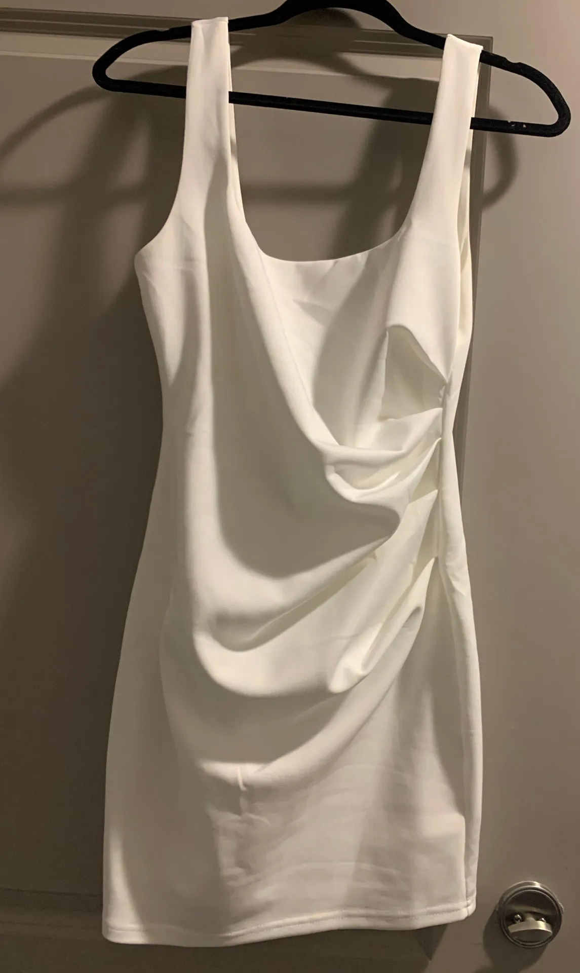 Showpo Graduation Dress - Image 5