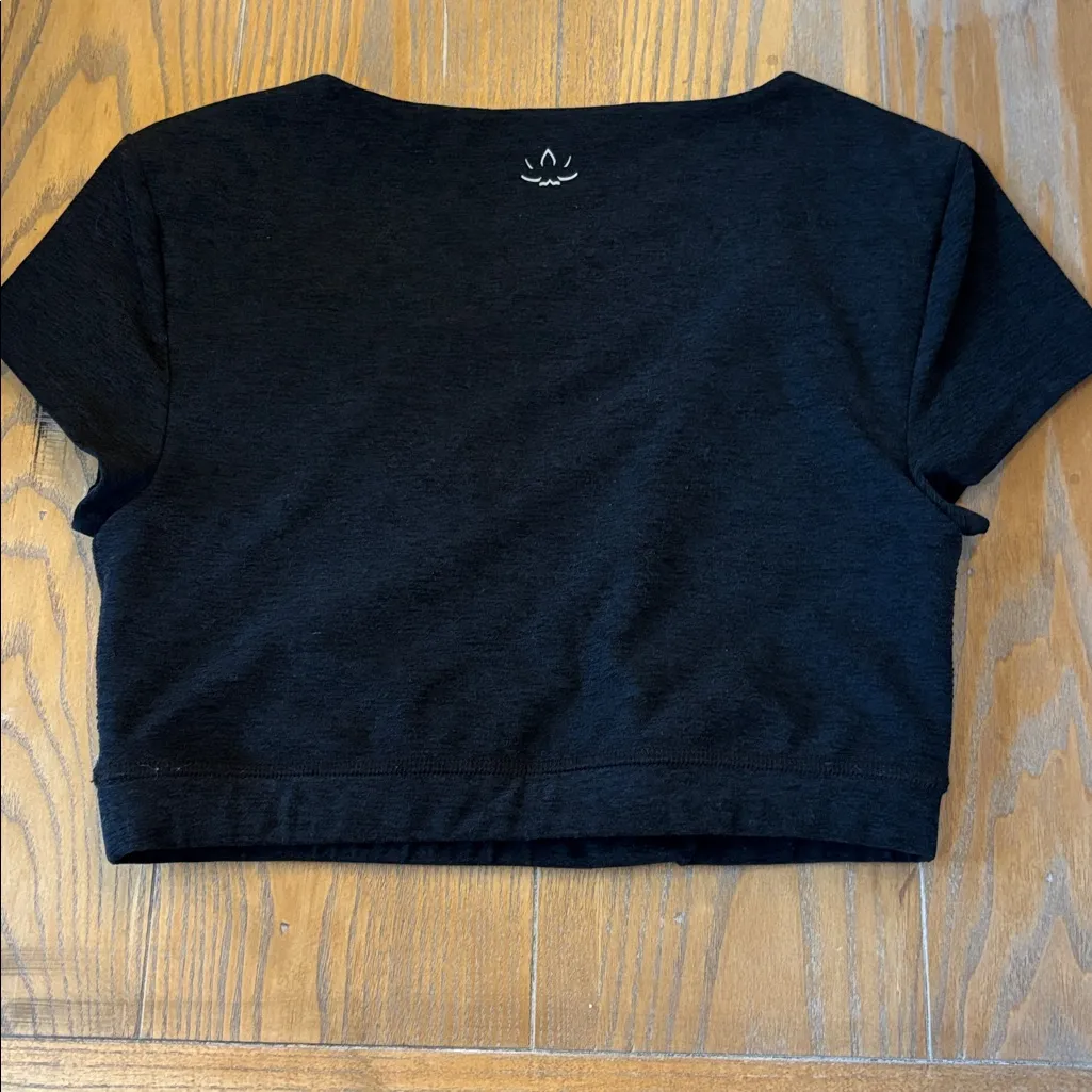 Beyond Yoga Cropped Athletic Top - Image 4