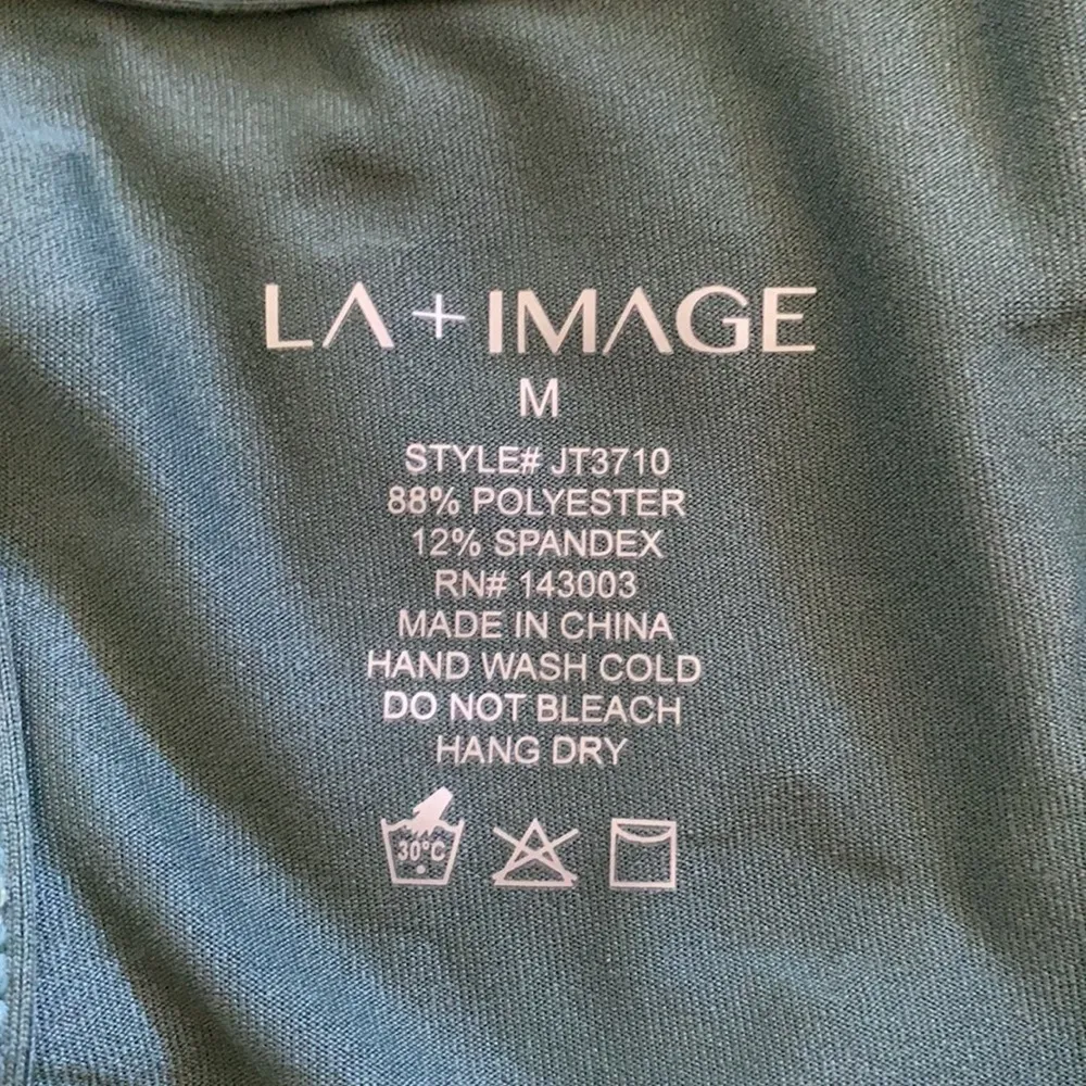 NWT Star Patterned Sports Bra Green Size M - Image 4