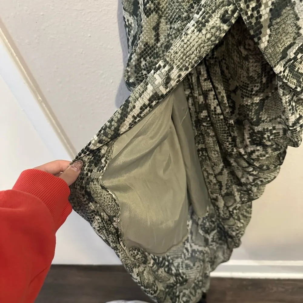 PrettyLittleThing Snake Cocktail Dress - Image 2