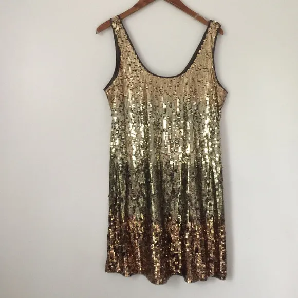 EXPRESS Gold Sequin Dress - Image 3
