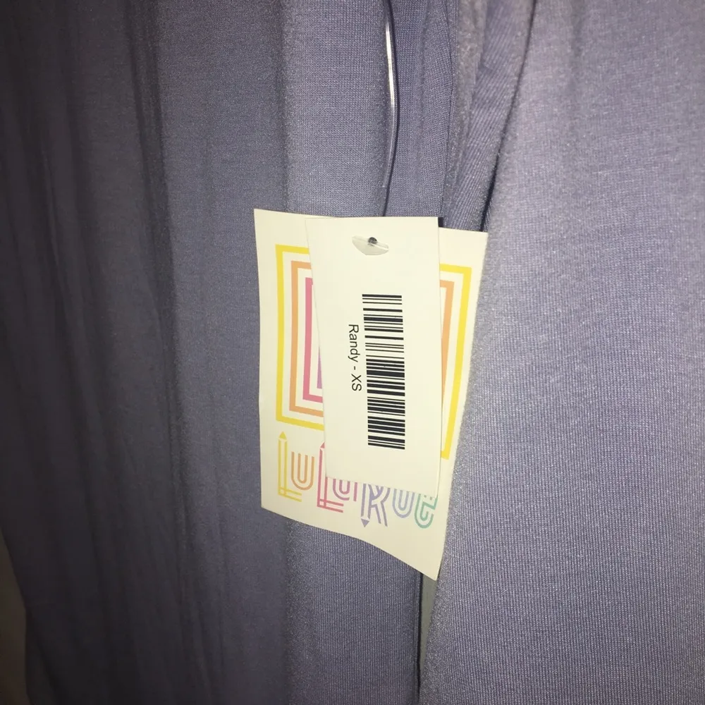 LuLaRoe Randy Shirt Size XS - Image 4