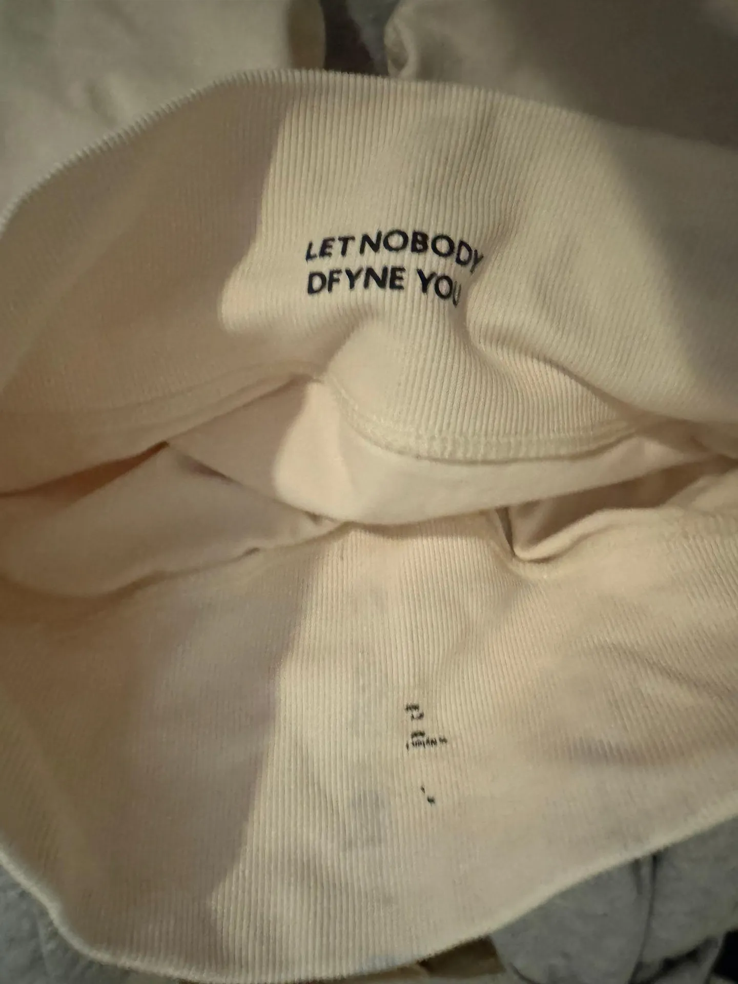 DFYNE snow white  dynamic shorts 4.5 - Image 3