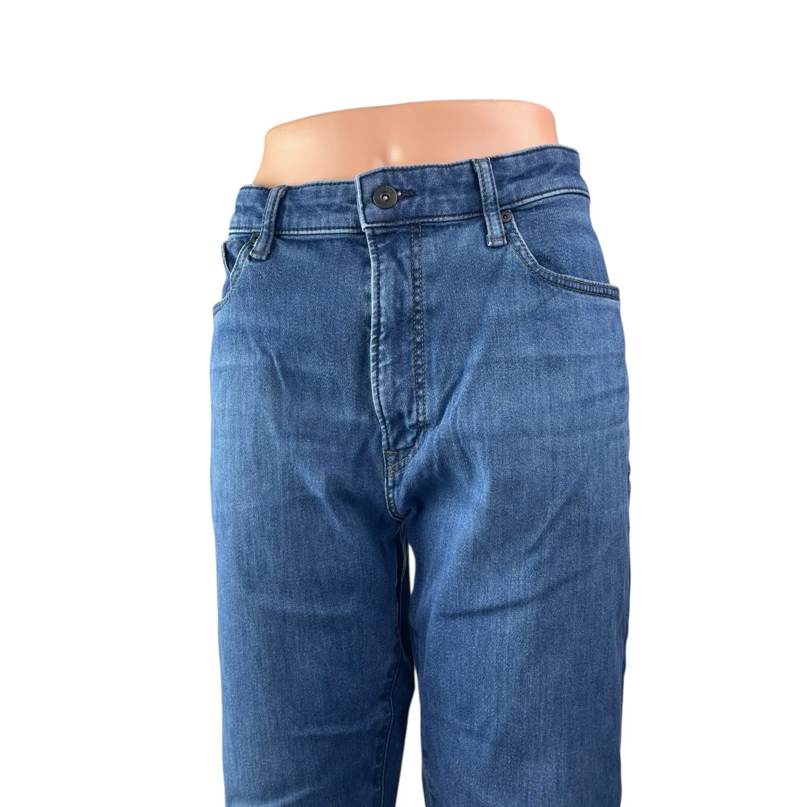 Uniqlo Women's Blue High Waisted Medium Wash Straight Leg Denim Jeans Size L - Image 2