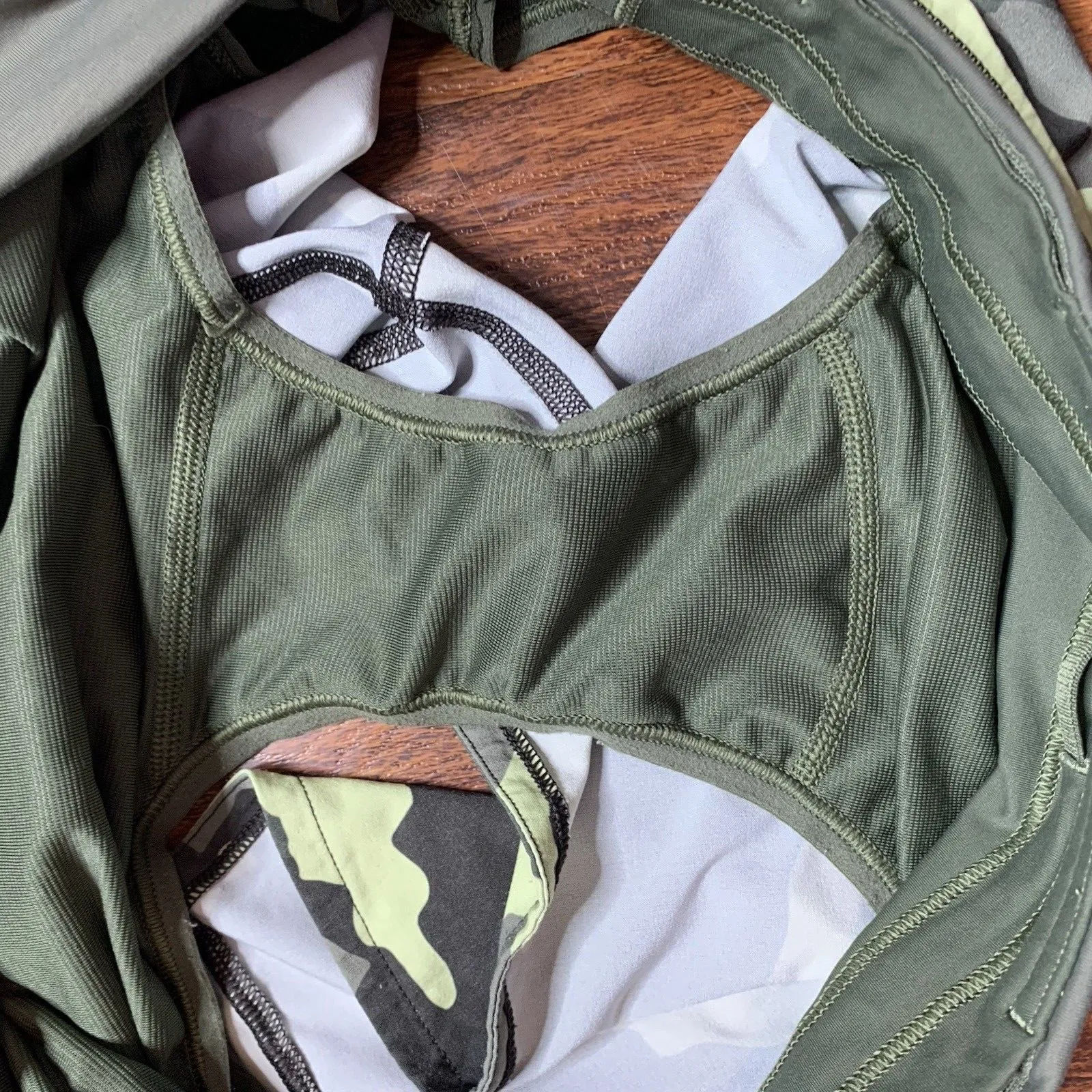 Lululemon Heritage Speed Up Short Heritage 365 Camo Crispin Green Sz 8 - Image 7