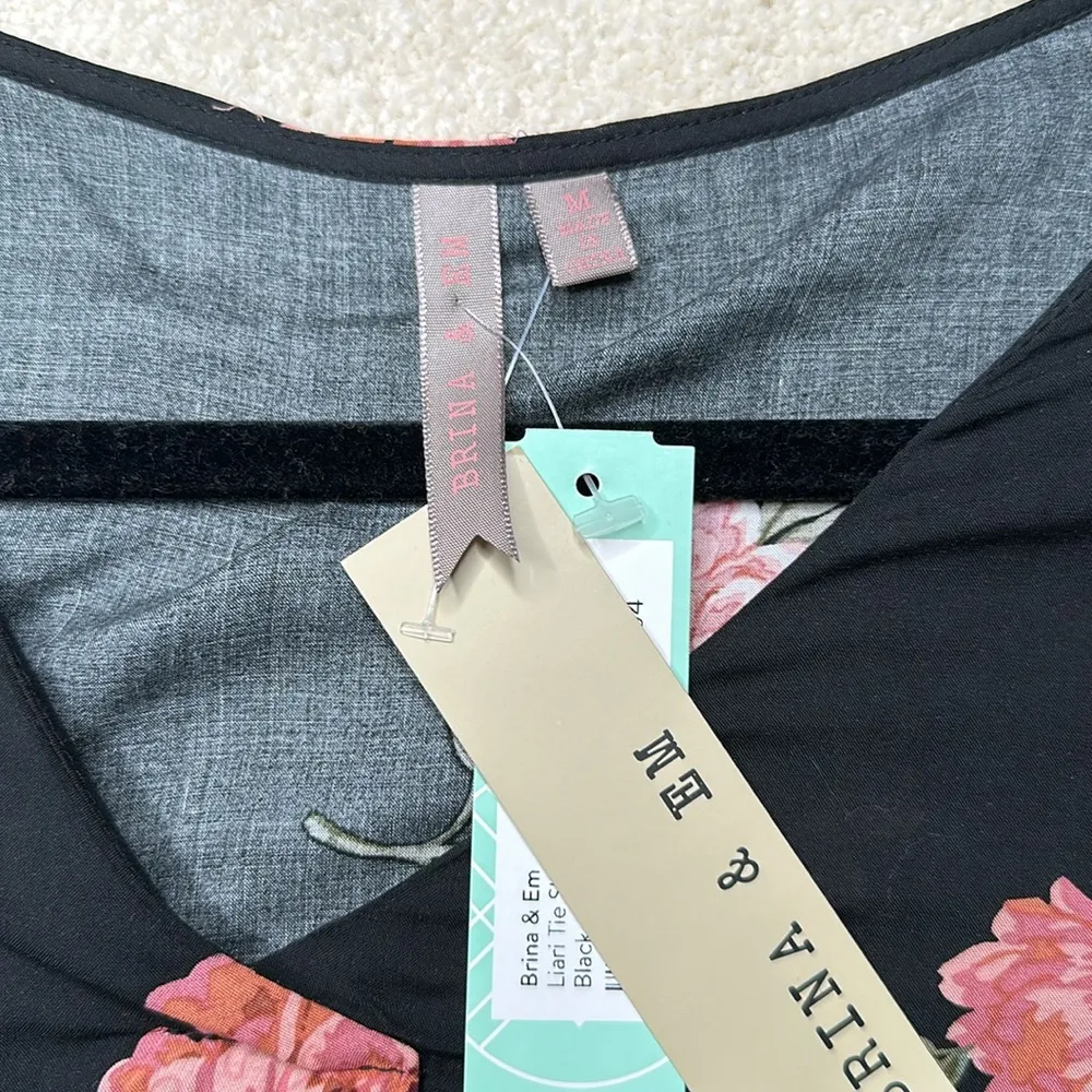 Stitch Fix | Brina & Em: Floral Liari Tie Sleeve Top - Image 3