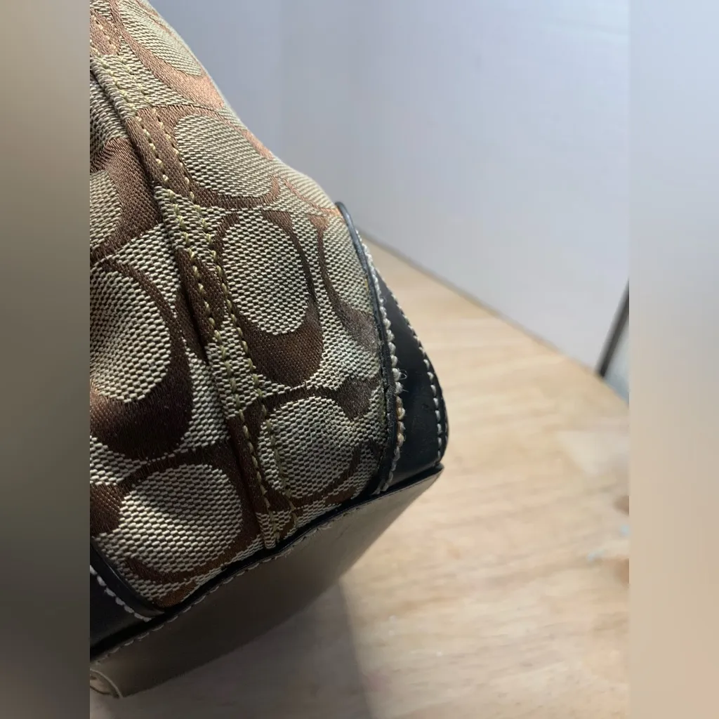 Coach Jacquard w/leather trim Vintage ‘05 6076 Signature Duffel/Bucket Bag - Image 12