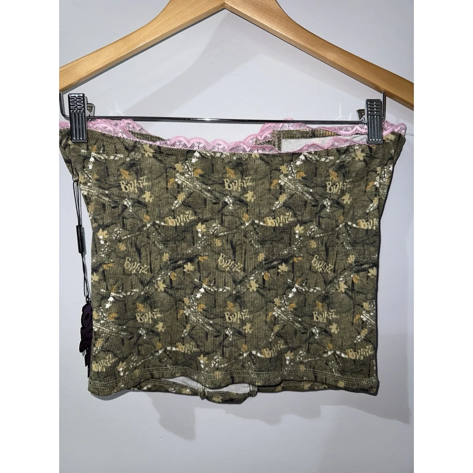 FOREVER 21 x BRATZ Size Medium Women's Tube Top‎ Y2K Green Camo Pink Lace P - Image 5