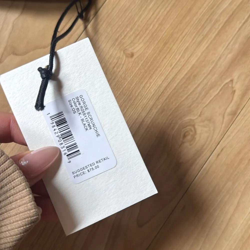 STAUD Black Scrunchie - Image 3