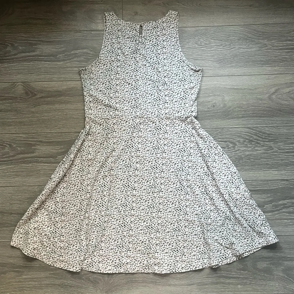 Pact White Pink Green Floral Sleeveless Knee Length Skater Dress Size L Spring - Image 9