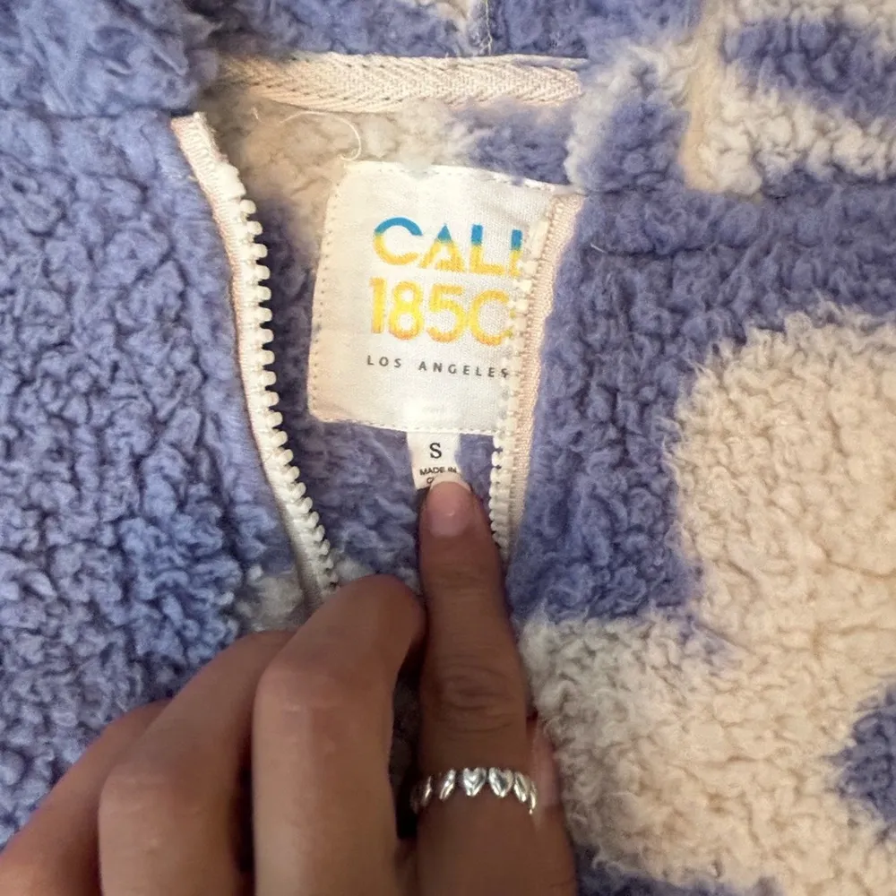 Cali1850 Printed Faux Sherling Cropped Hoodie Outerwear Winter Coat Jacket Purple - Image 11