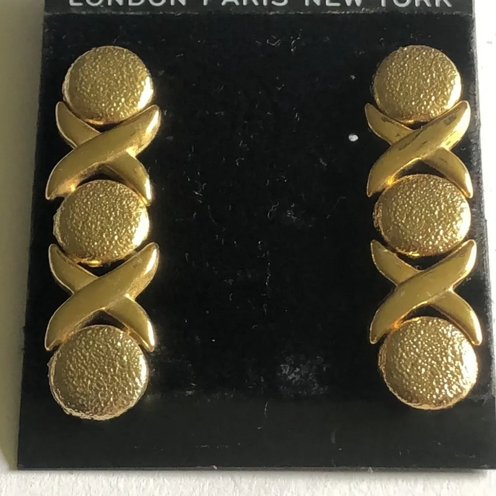 Limited Brand Gold Tone Classic XO Dangle Boho Pierced Earrings - Image 4