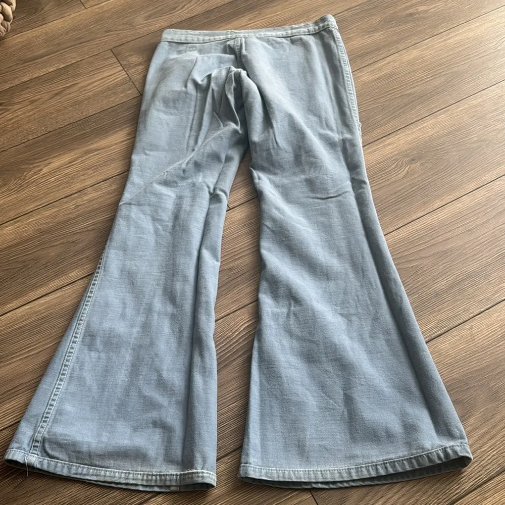 light blue "Hillbilly" bell bottoms flared jeans from the 1960s & 1970s disco Size 31 - Image 11