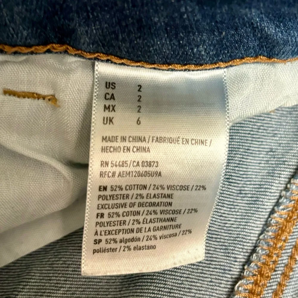 COPY - American Eagle Super Stretch X Women’s Distressed Denim Shorts Size 2 - Image 3