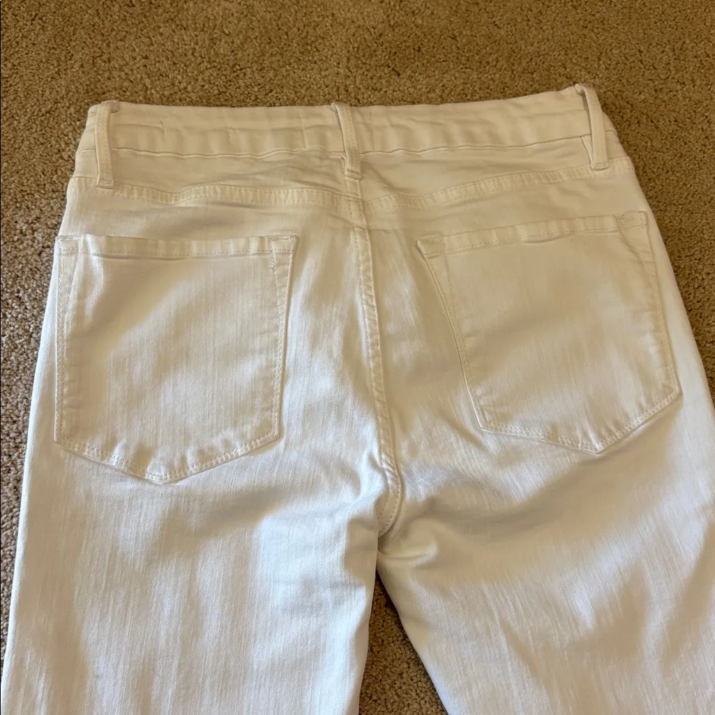 Frame Denim Blanc Flared Jeans - Image 3