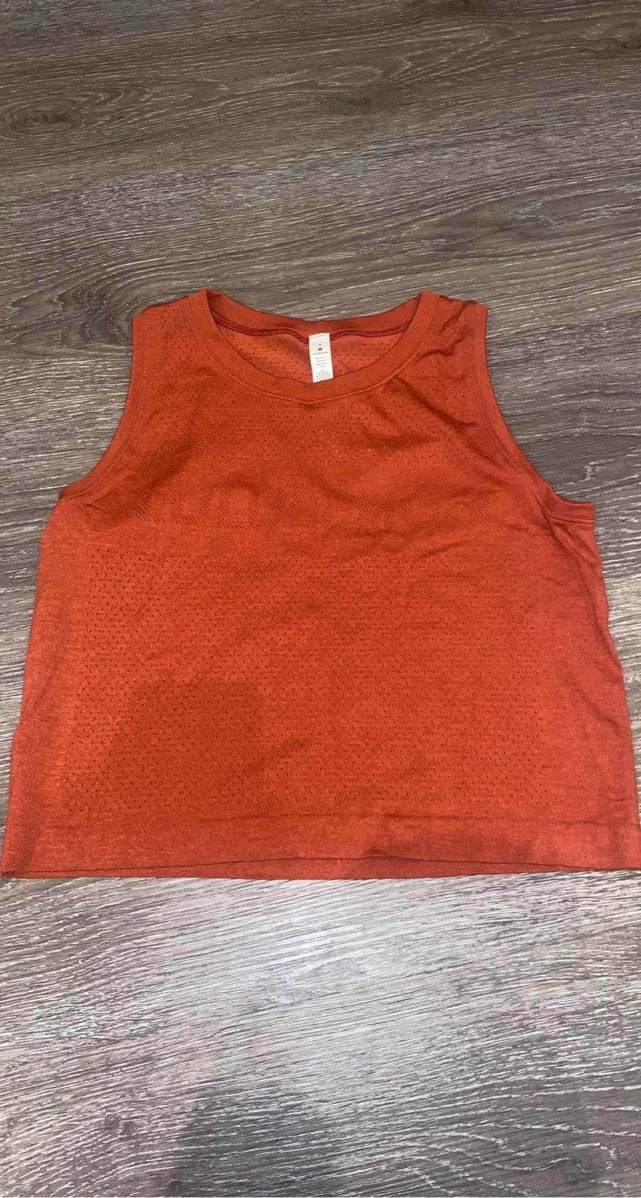 Breeze By Muscle Crop Tank * Cayenne / Cayenne - Image 4