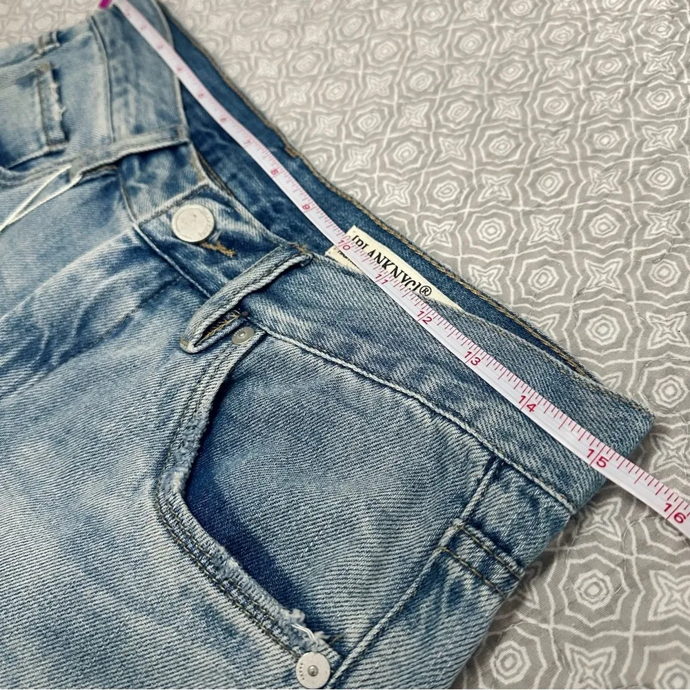 NEW! Blank NYC High Rise Tapered Leg Jeans Light Wash Size 26 - Image 7