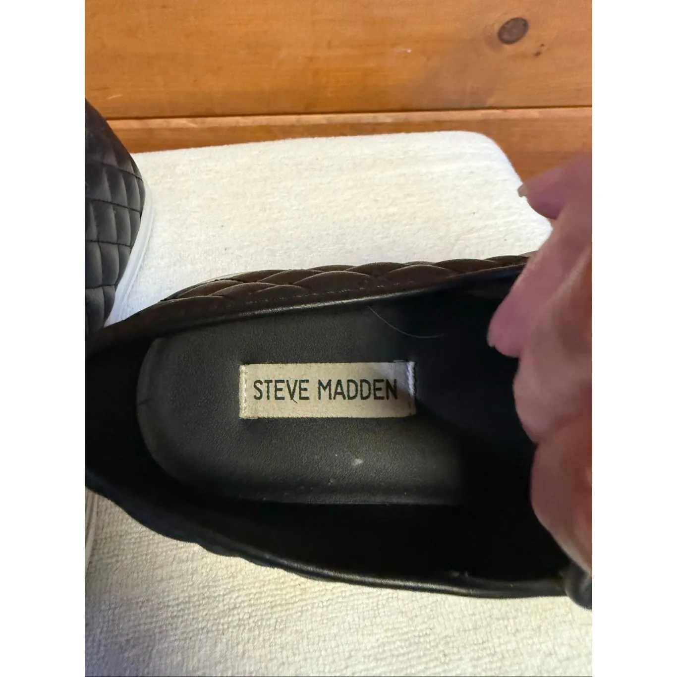 Steve Madden Shoes Womens 8.5 M Ecentrcq Slip On Black Quilted Sz 8 - Image 8