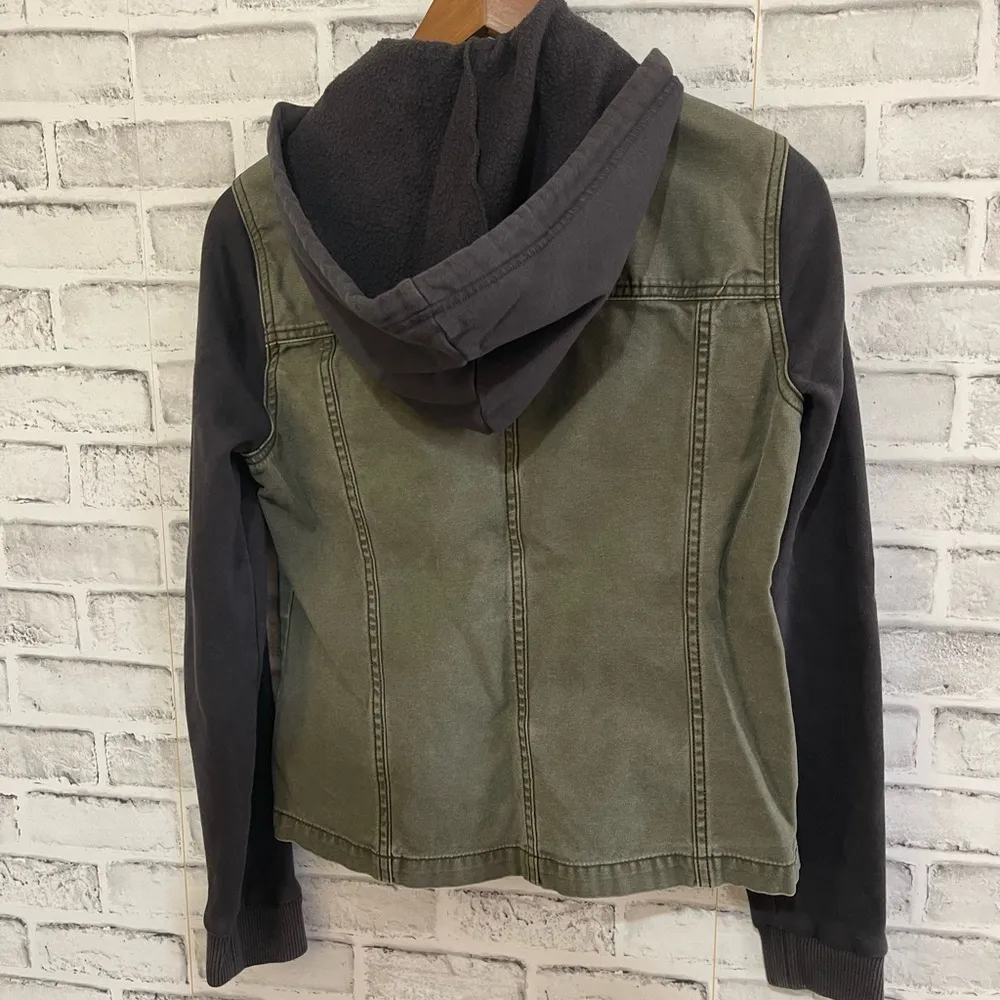 Women’s  Outfitters green and black full zip hooded jacket Medium - Image 2