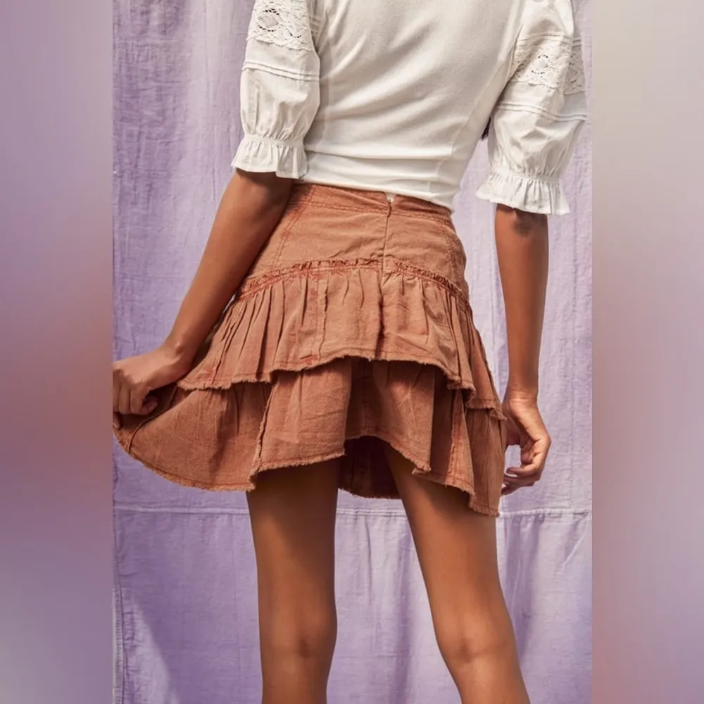 Free People Ruffles in The Sand Rust Orange Tiered Ruffle Mini Skirt Size 8 - Image 3