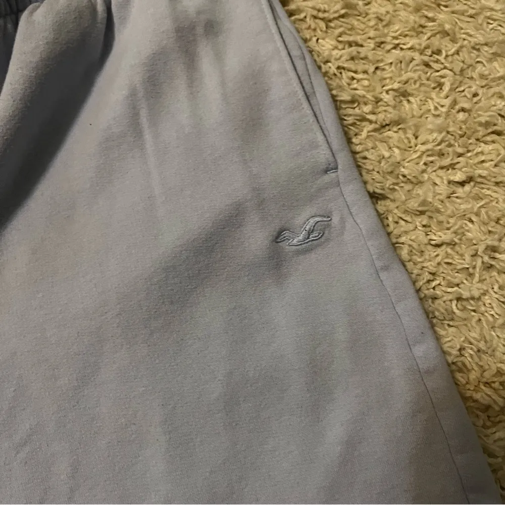 hollister light blue sweatpants size large - Image 3