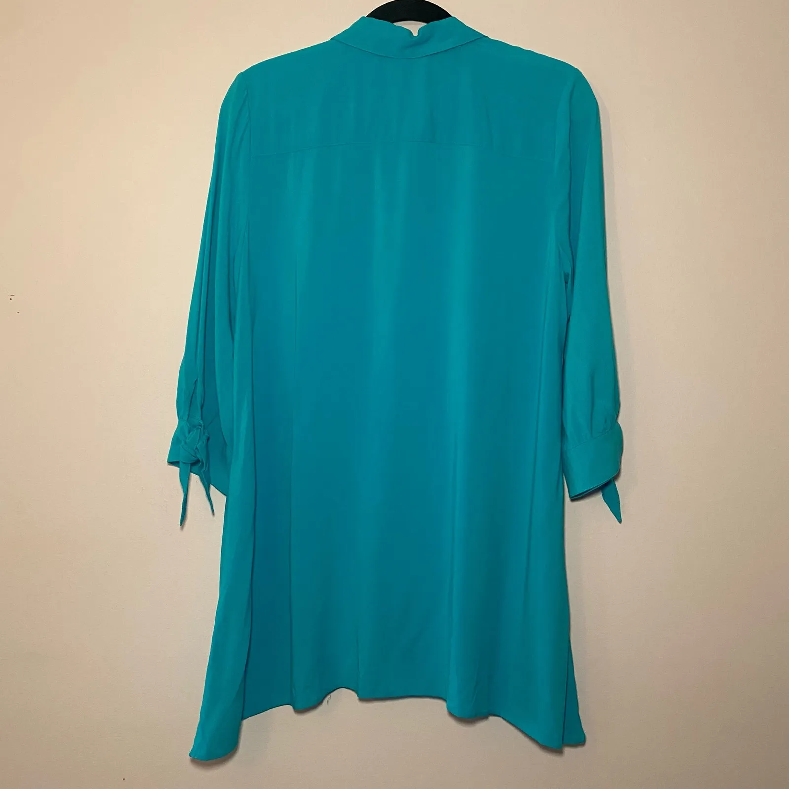 NWT Chico's Small Rayon Bright Blue Long Oversized Button Up Top Women's size 0 - Image 7