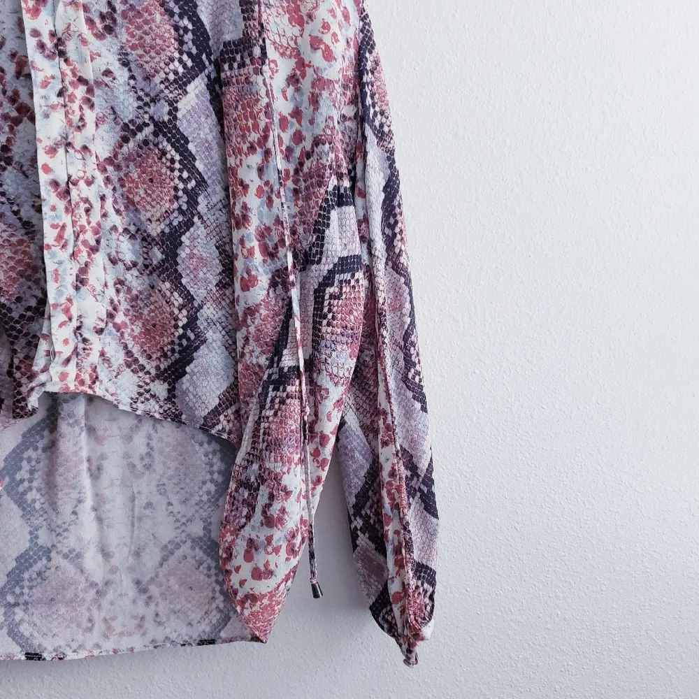 Lovers & Friends Snakeskin Keyhole Long Sleeve Lightweight Blouse - Image 3