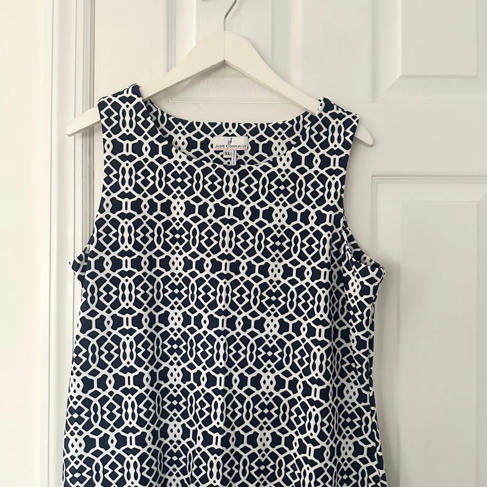 Jude Connally Beth 110 Sleeveless Pullover Shift Dress Blue White Geo Scroll XL - Image 7