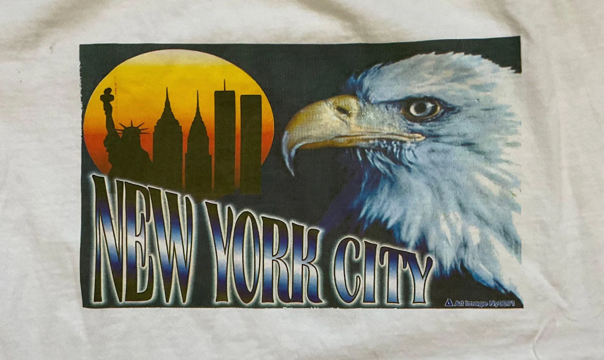 Vintage White NYC New York City Skyline American Bald Eagle Short Sleeve Shirt Sz. Large - Image 3