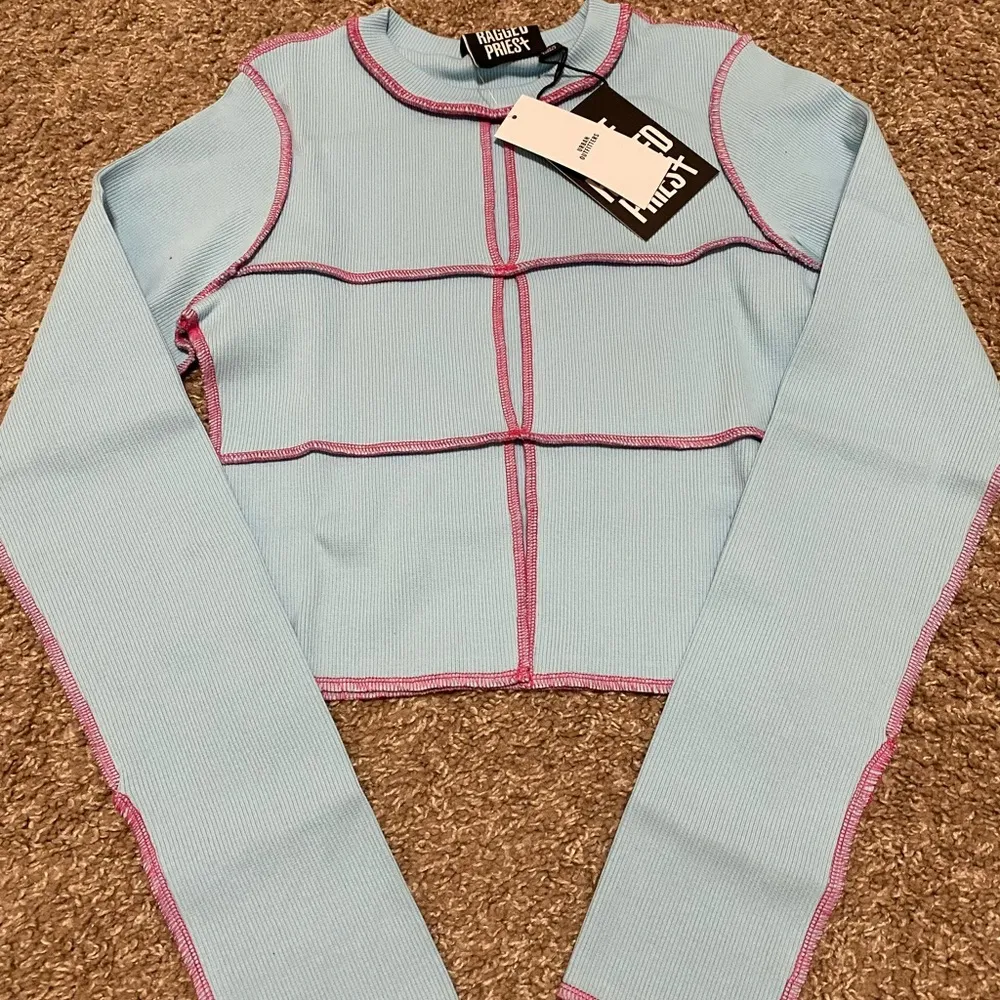 The Ragged Priest Cutout Top NWT Size 6 - Image 5