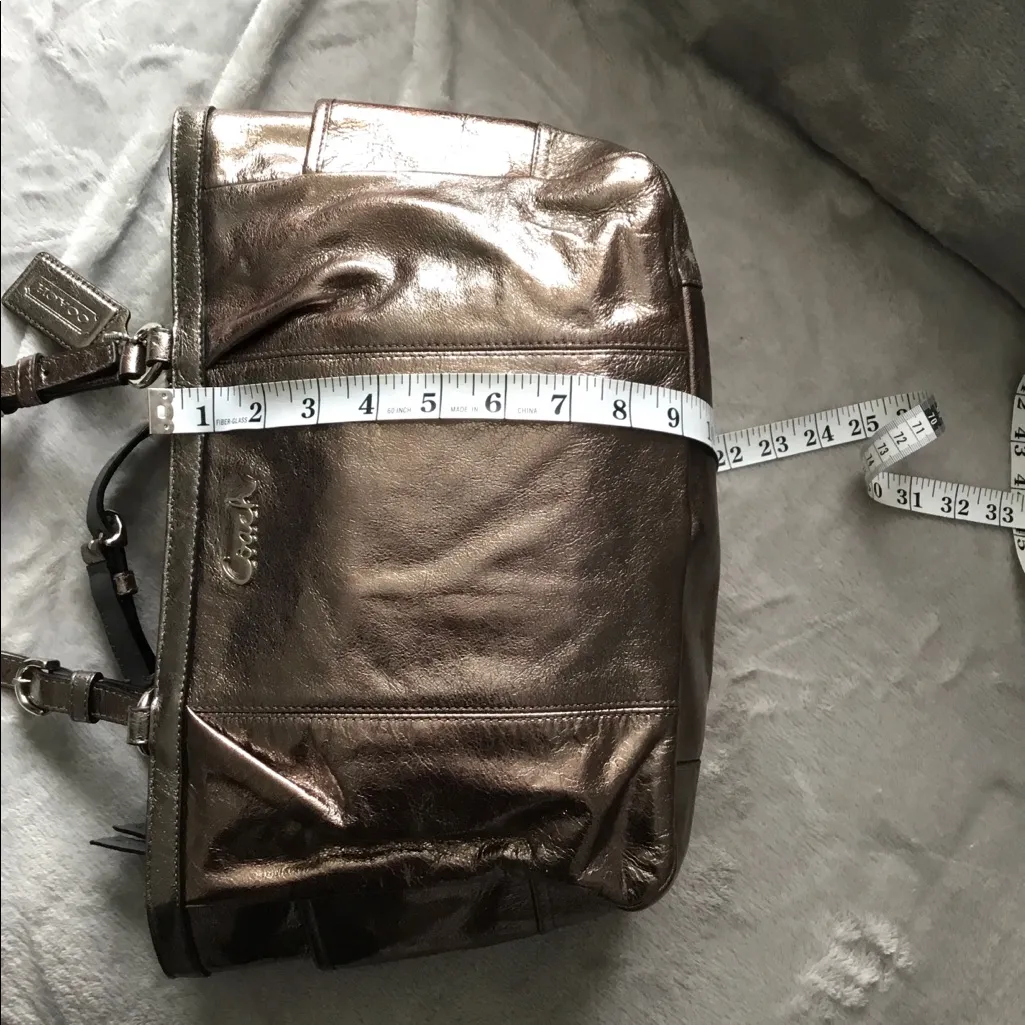 Beautiful COACH leather bag - Image 8