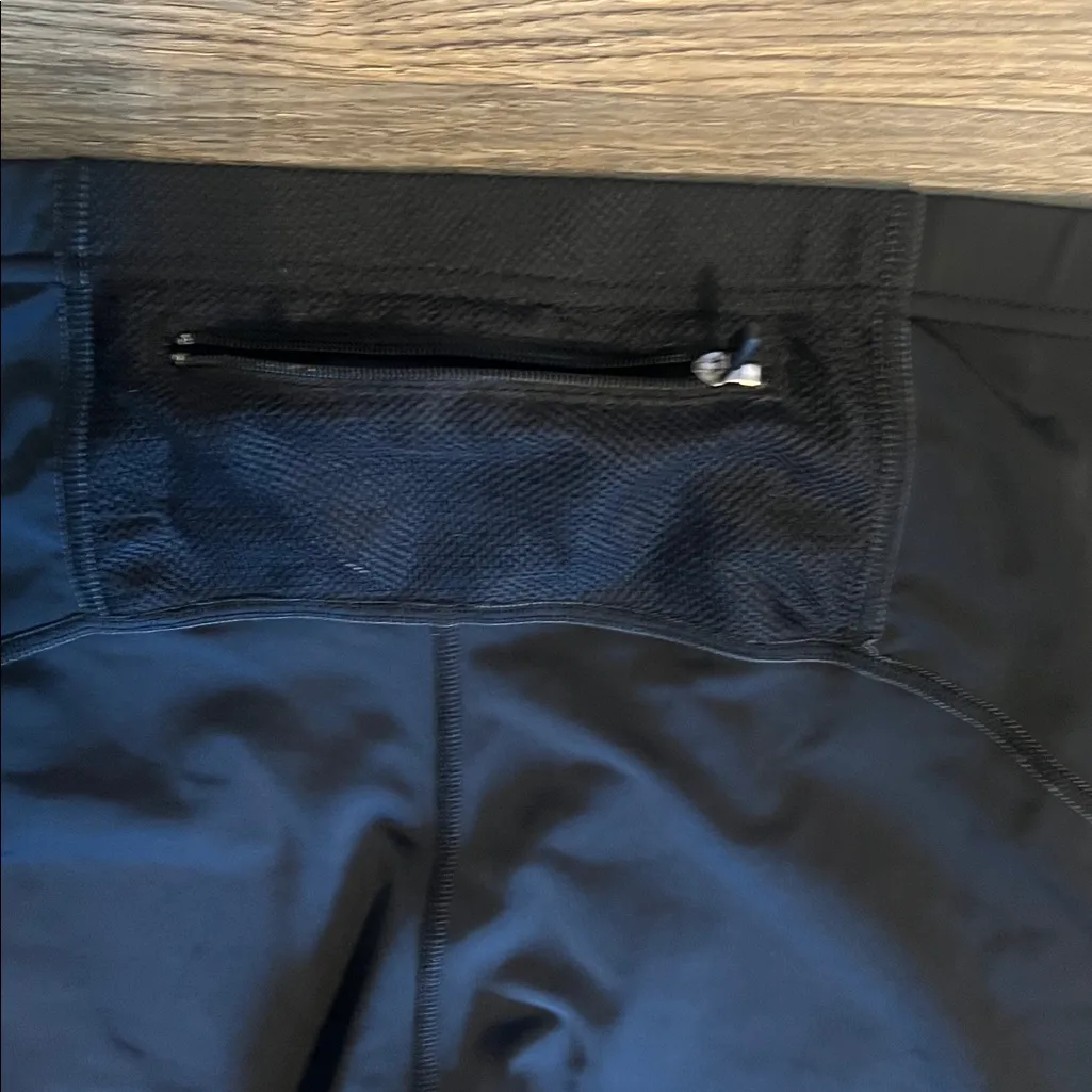 PEARL IZUMI Select Women Bike Capri Black & Grey Crop Cycling Leggings Sz Med - Image 6