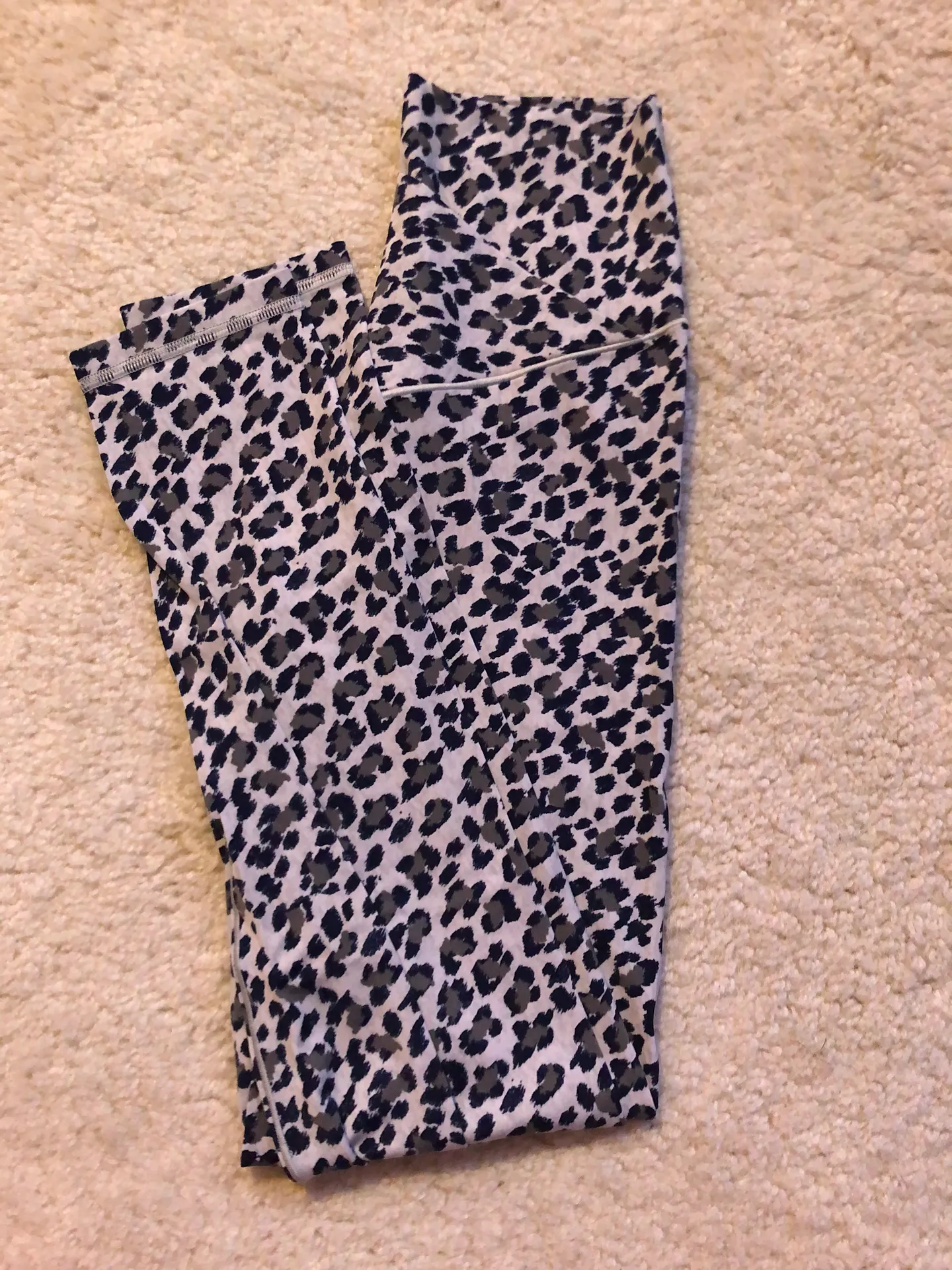 Crossover Leggings - Image 3