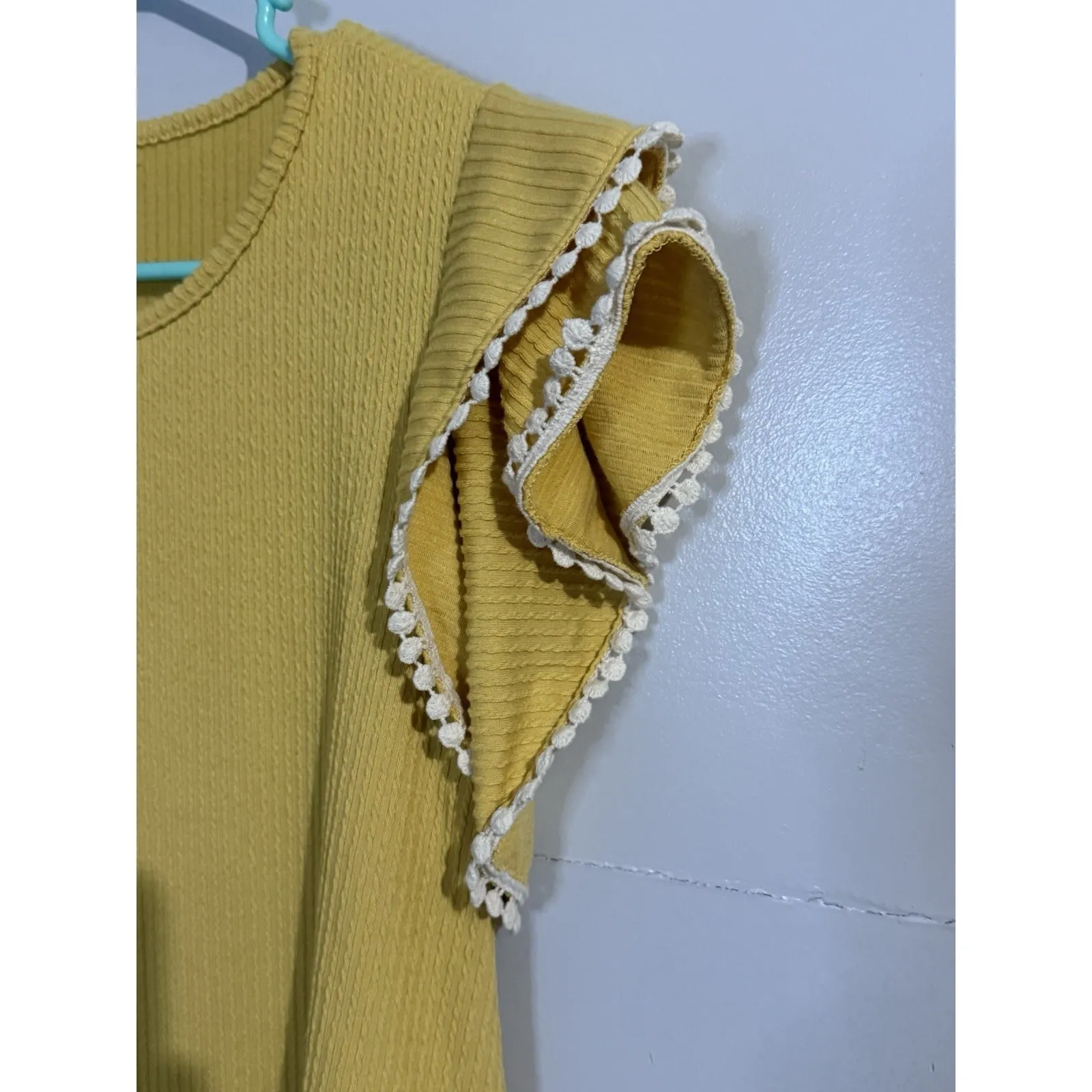 Perfect Peach Mustard Yellow Ribbed Ruffled NWOT Women's Sz S See Description - Image 5