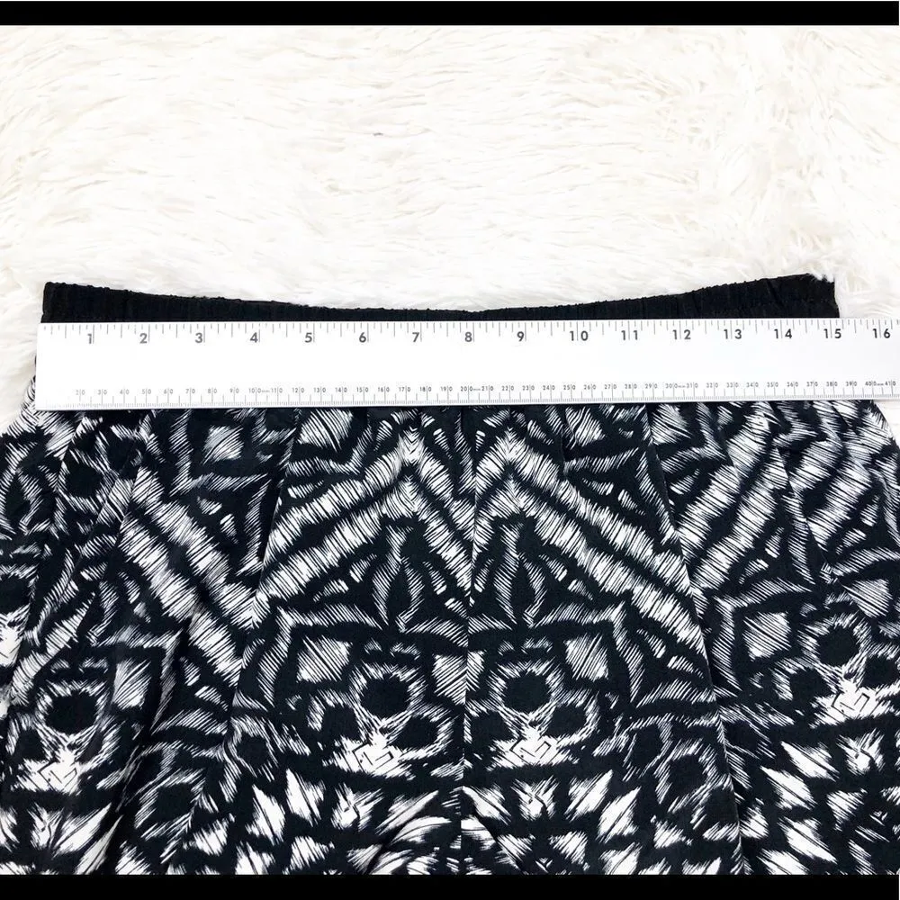 Sanctuary Black White Chevron Print Wide Leg Palazzo Pants Size Large - Image 8