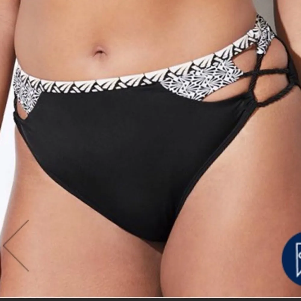 Black high waisted bikini bottoms. New Black Size 6 - Image 8