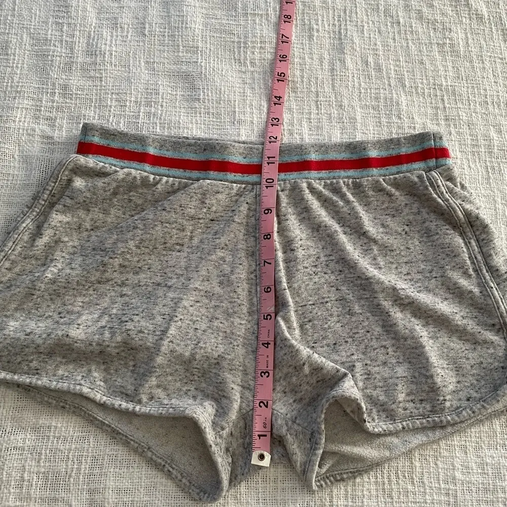 Joe Boxer  Light Gray Fabric Shorts - Size Medium - Image 4