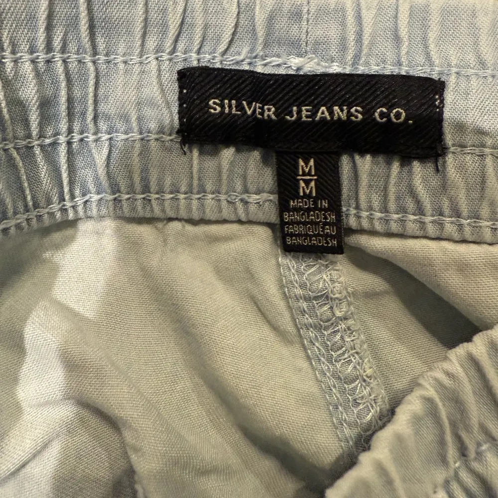 Silver Jeans Light Blue Casual Shorts size M - Image 3