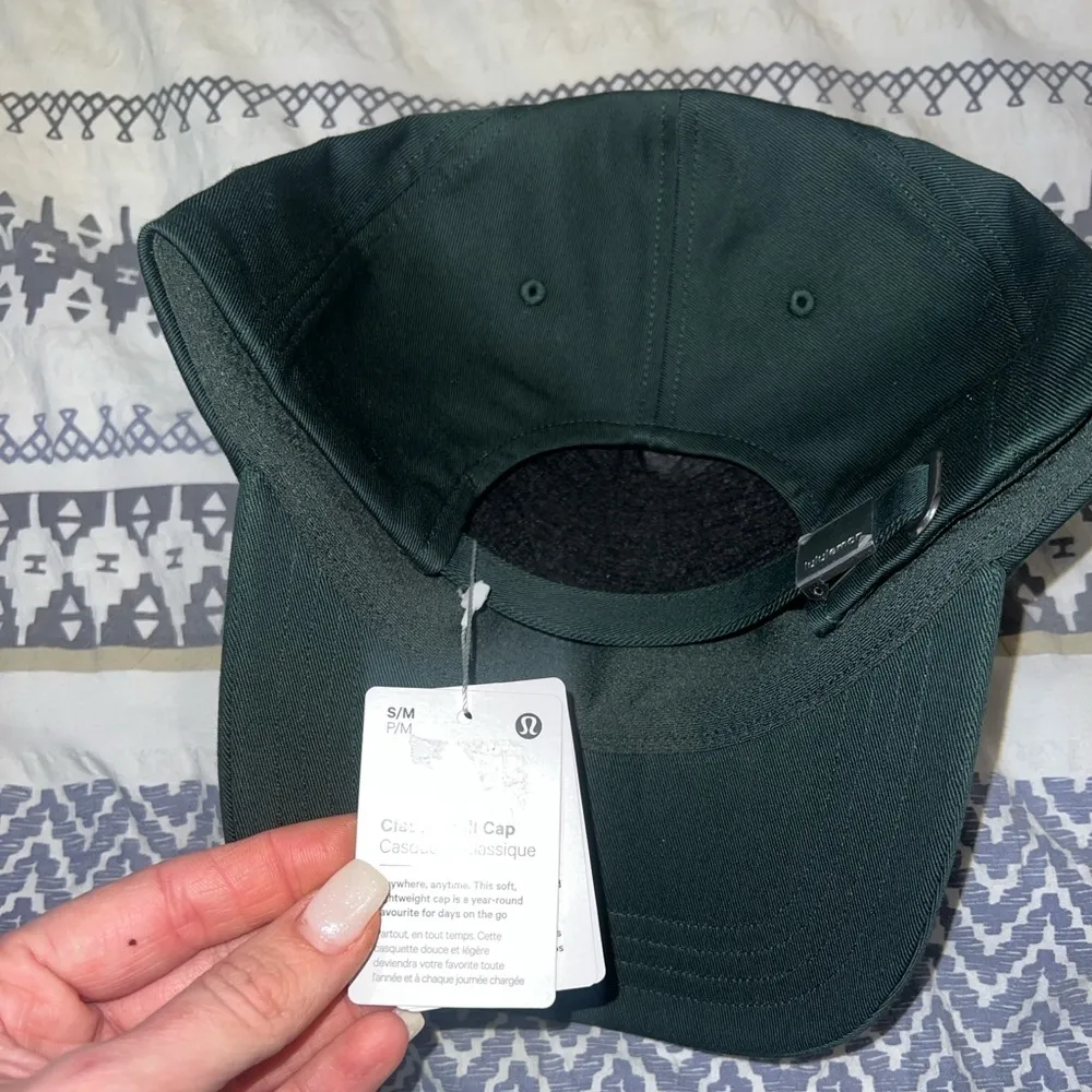 NWT Lululemon green baseball cap
S/M - Image 2