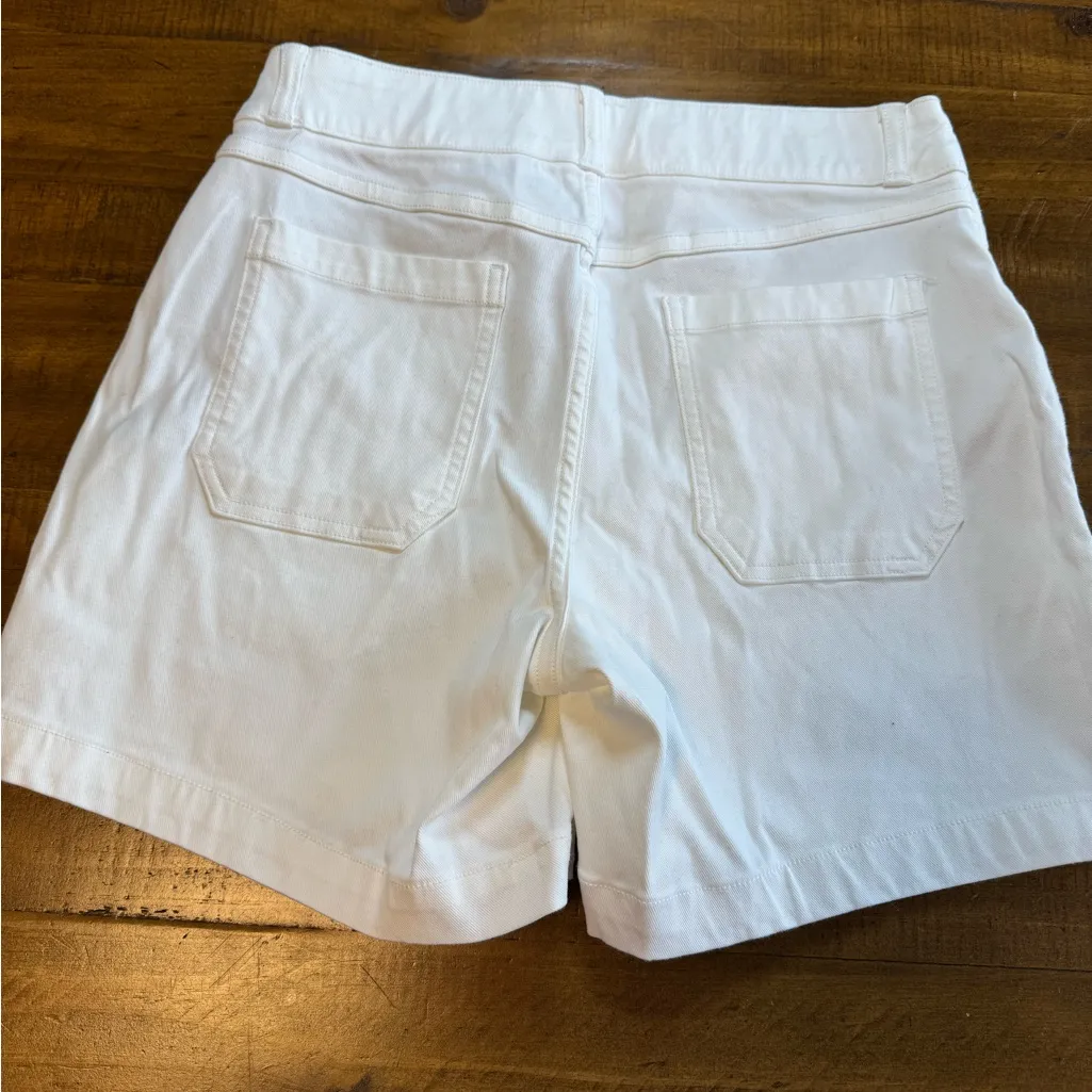 Spanx Twill White Shorts size small - Image 2