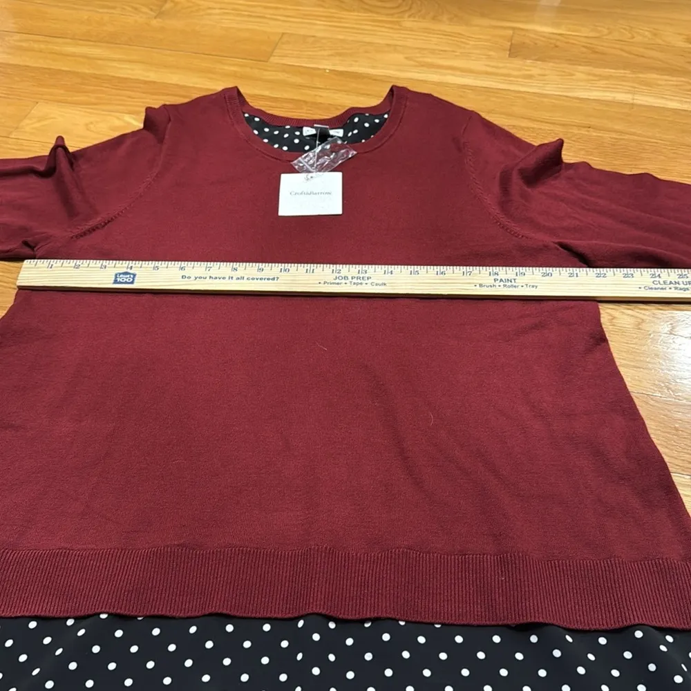 NWT Croft & Barrow women’s sweater burgundy with black with polka dots size 1X. - Image 5
