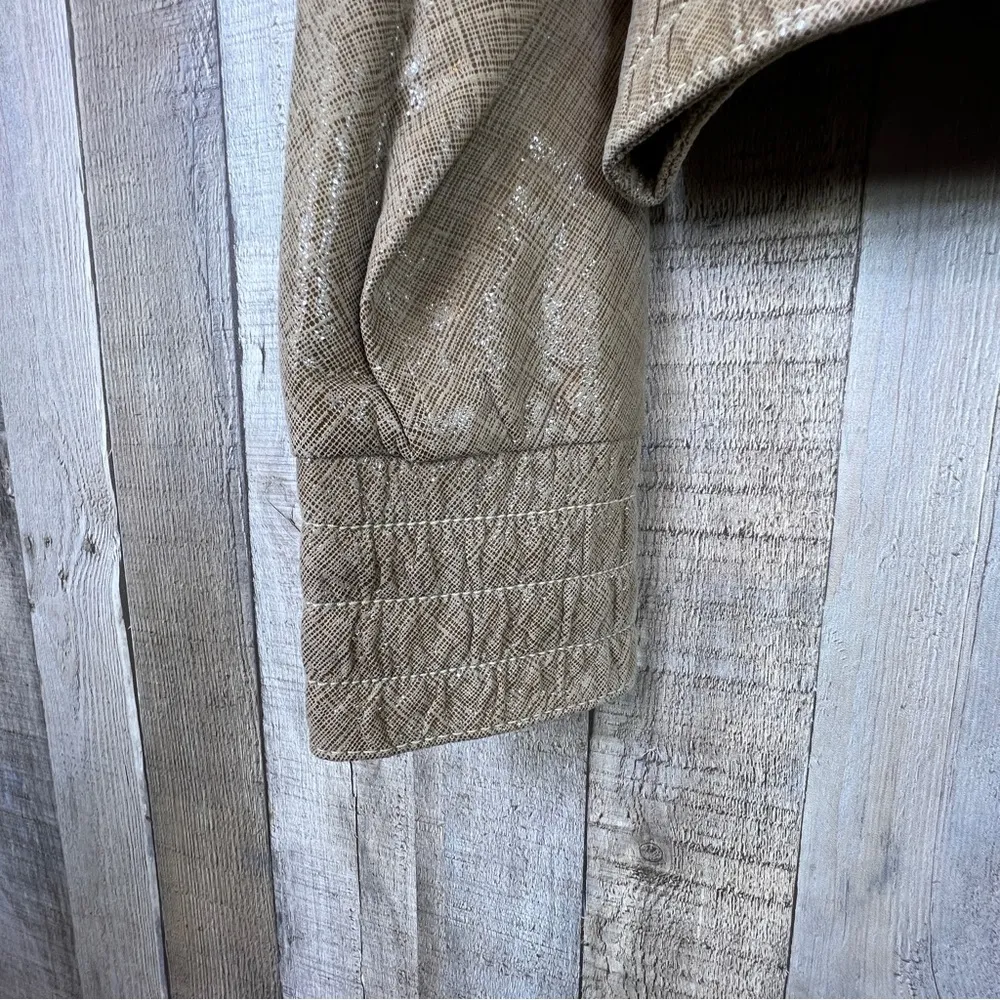 Abandon Size Medium Italian Shine Coated Leather In a Caramel Color w/Pockets Tan - Image 6