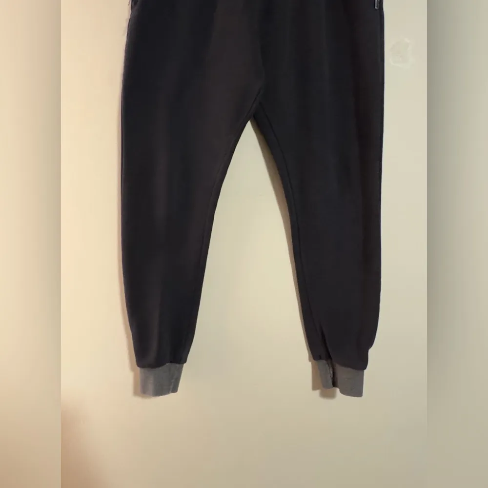 Preloved HardTuned Black and White Power Over Trackies size medium - Image 4