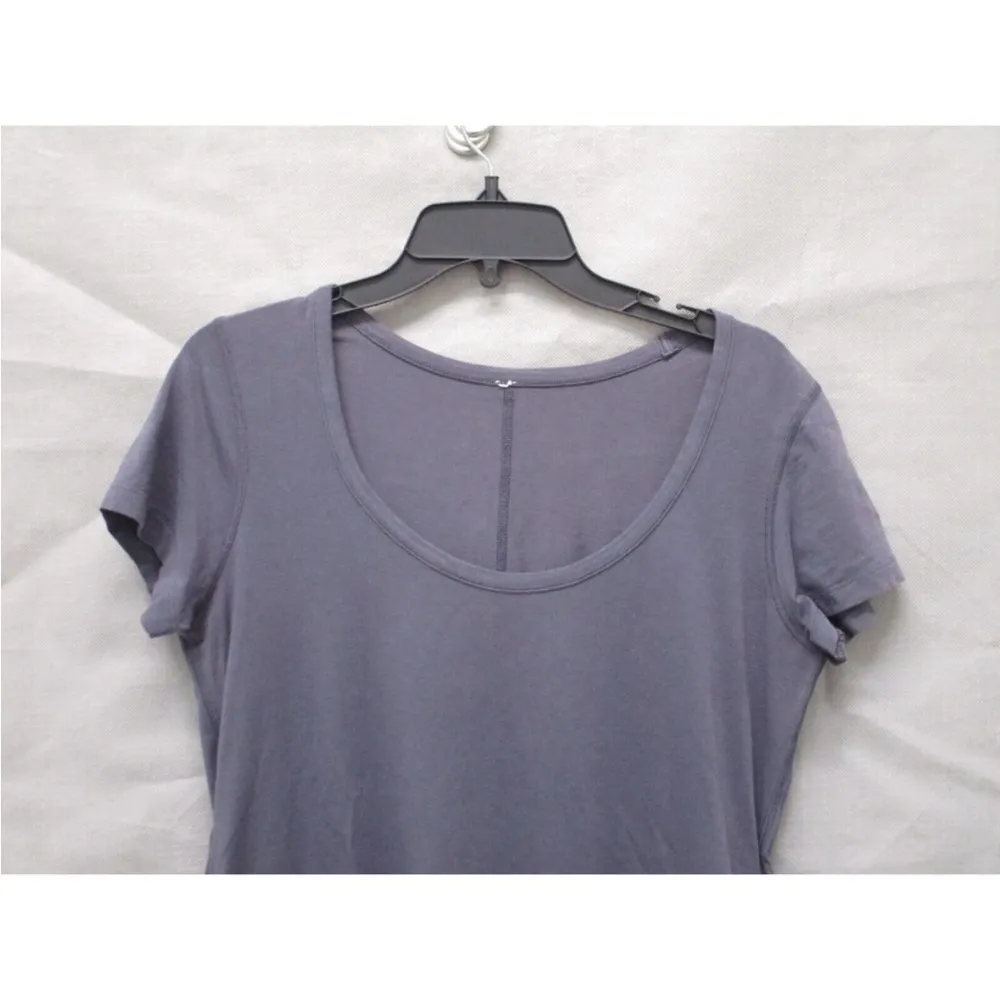 Lululemon Athletica Shirt Womens 6 Gray Side Pockets Round Neck Short Sleeves - Image 2