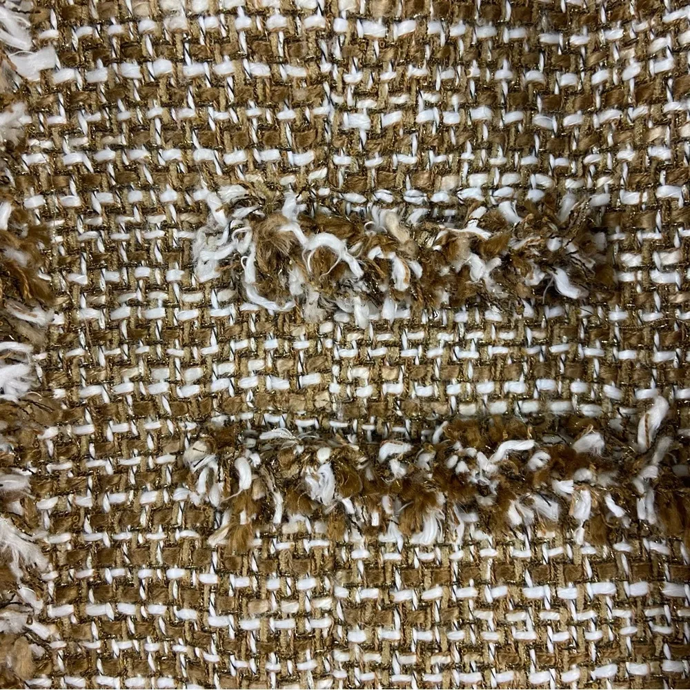CAbi  Tan Metallic Phoebe Tweed Boucle Frayed Edge Blazer Jacket Size Medium - Image 7