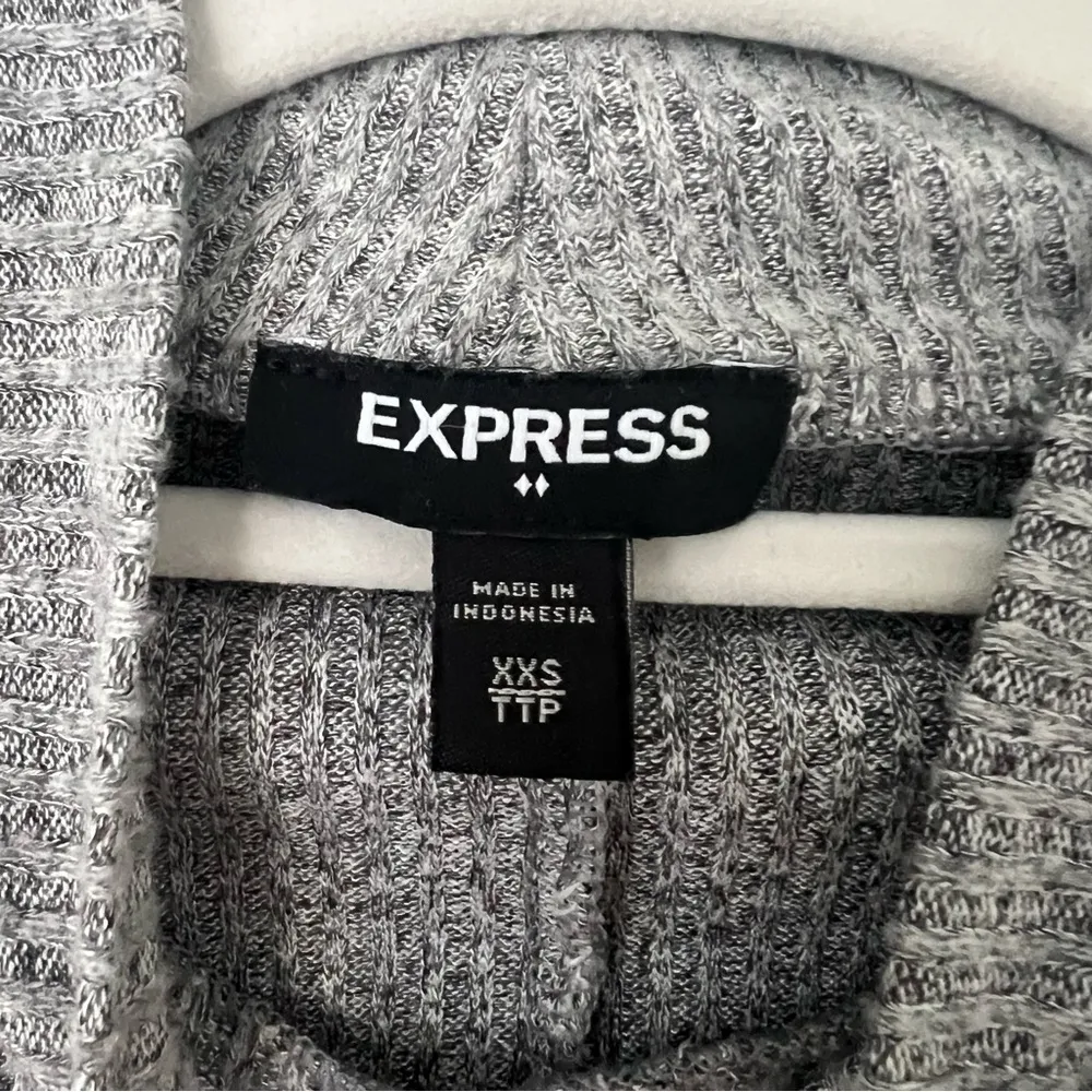 Express grey Ribbed Knit Mock Neck Long Sleeve Mini Swing Dress Size XXS EUC - Image 3